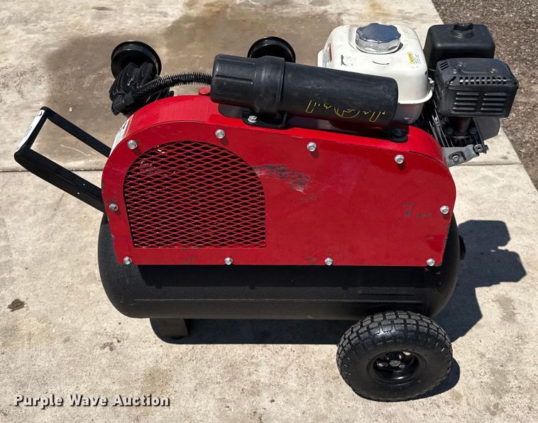 image for item DZ8792 North Star air compressor