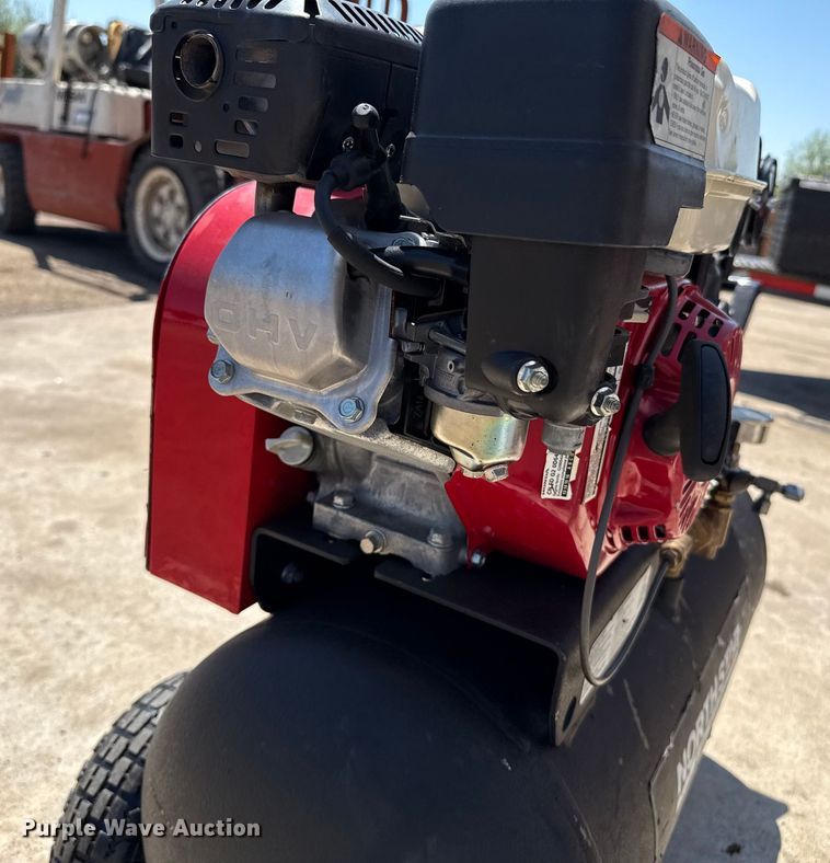 image for item DZ8792 North Star air compressor