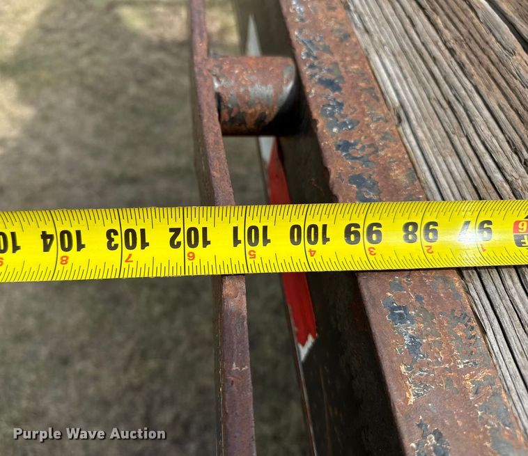 image for item DZ8821 2012 Lamar Trailers GN20K equipment trailer