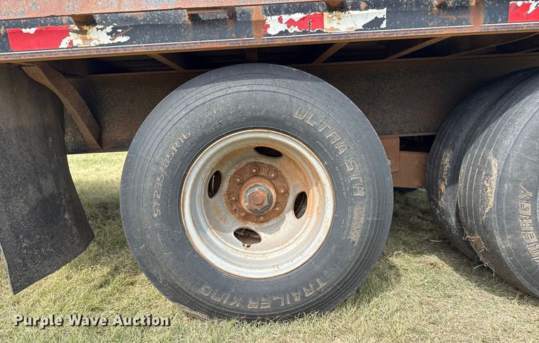 image for item DZ8821 2012 Lamar Trailers GN20K equipment trailer