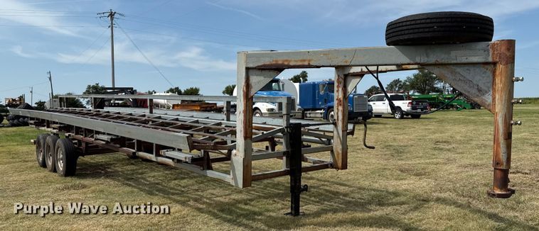 image for item DZ8826 Haymaster 12 hay bale trailer