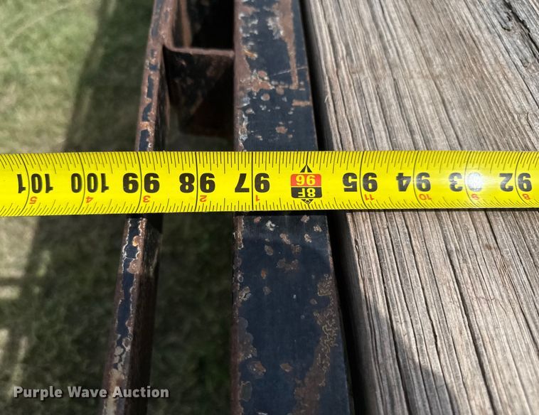 image for item DZ8827 2006 DJTL Flatbed trailer