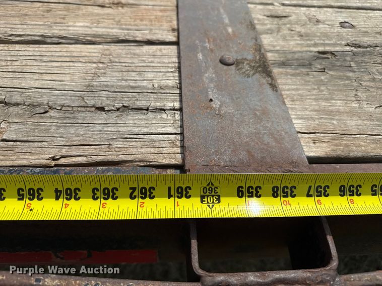 image for item DZ8827 2006 DJTL Flatbed trailer