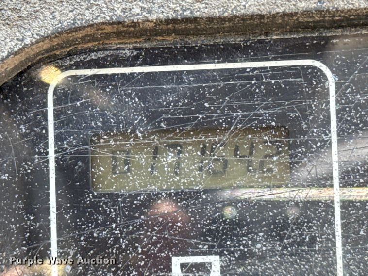 image for item DZ8834 Yale forklift