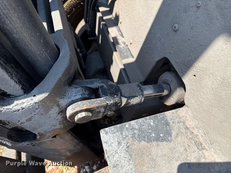 image for item DZ8834 Yale forklift