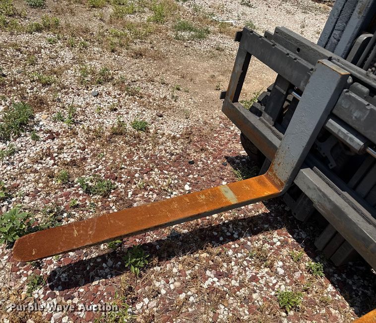 image for item DZ8834 Yale forklift