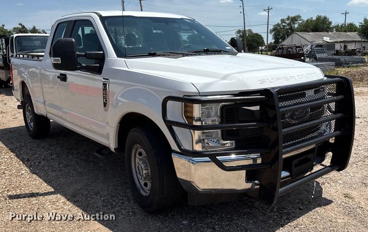 image for item DZ8836 2018 Ford F250 SuperCab pickup truck