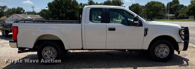 image for item DZ8836 2018 Ford F250 SuperCab pickup truck