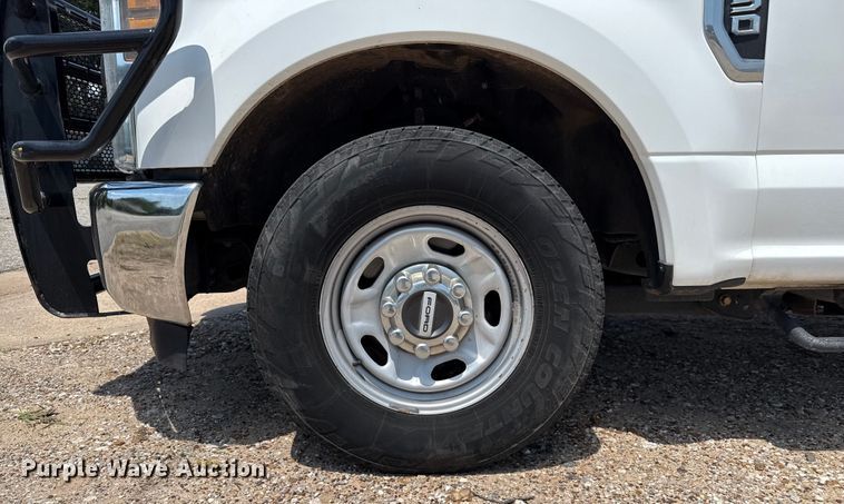 image for item DZ8836 2018 Ford F250 SuperCab pickup truck