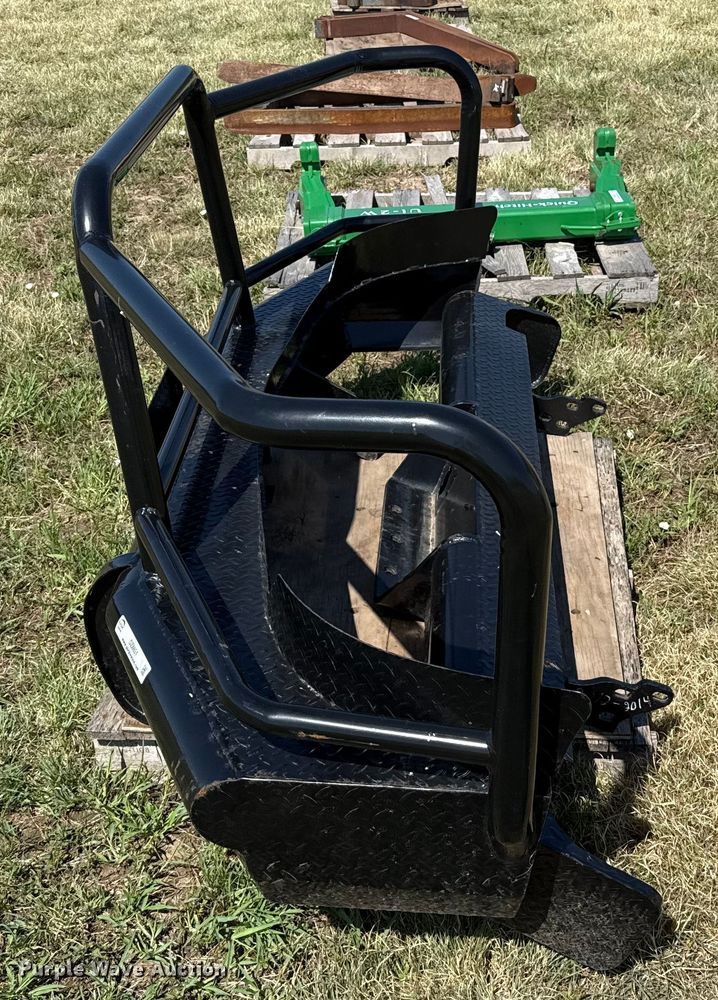 image for item DZ8851 Front bumper