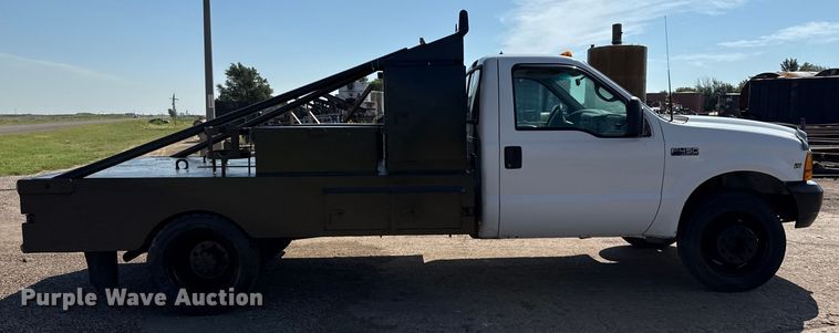 image for item DZ8879 1999 Ford F450 Super Duty winch truck