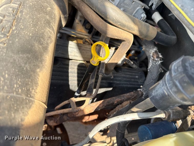 image for item DZ8879 1999 Ford F450 Super Duty winch truck