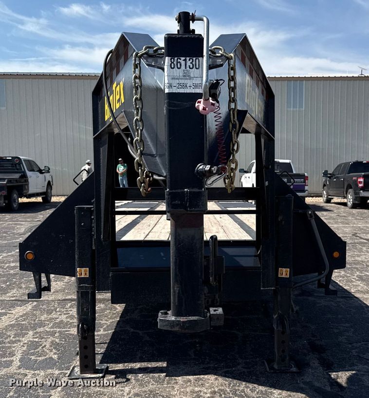 image for item DZ8916 2020 Big Tex 25GN-25BK+5MR equipment trailer
