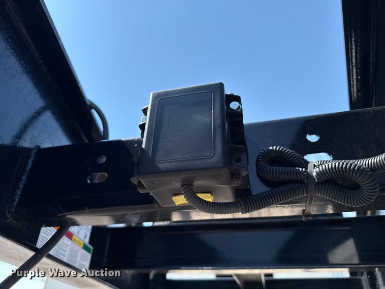 image for item DZ8916 2020 Big Tex 25GN-25BK+5MR equipment trailer