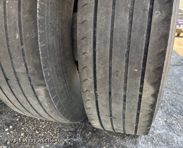 image for item DZ8916 2020 Big Tex 25GN-25BK+5MR equipment trailer