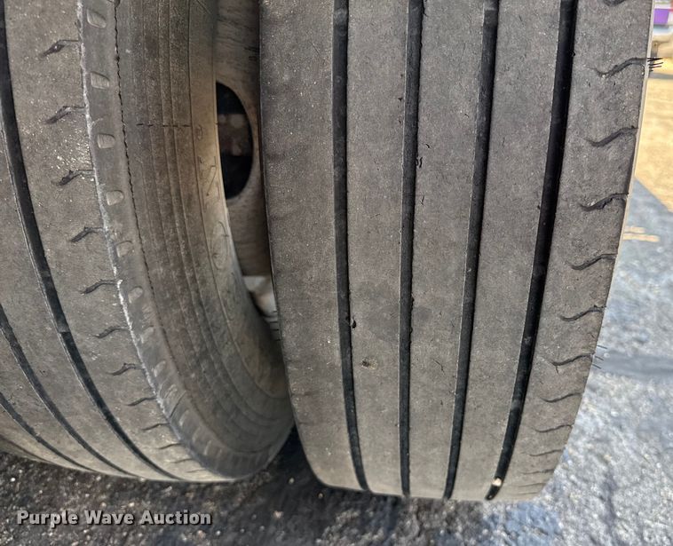 image for item DZ8916 2020 Big Tex 25GN-25BK+5MR equipment trailer