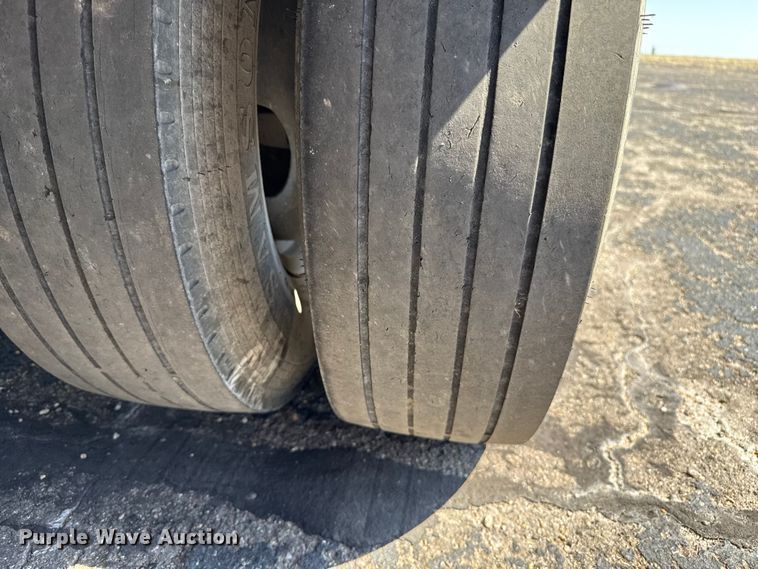 image for item DZ8916 2020 Big Tex 25GN-25BK+5MR equipment trailer