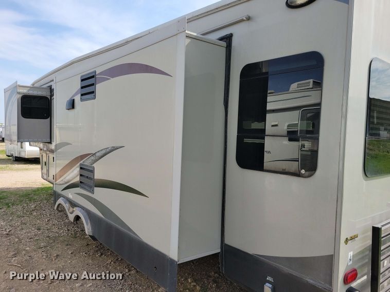 image for item EA2439 2013 Forest River Columbus camper