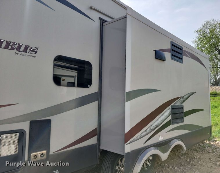 image for item EA2439 2013 Forest River Columbus camper