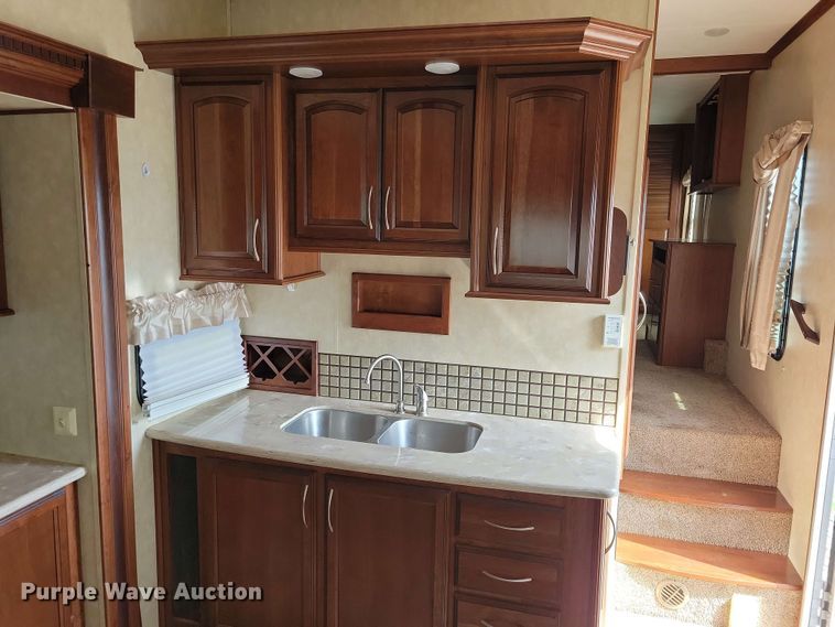 image for item EA2439 2013 Forest River Columbus camper