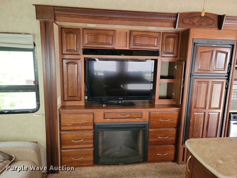 image for item EA2439 2013 Forest River Columbus camper