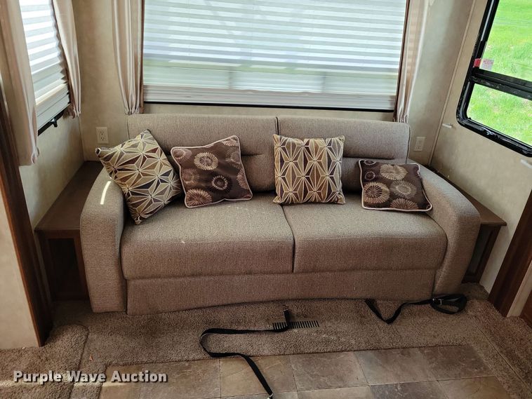 image for item EA2439 2013 Forest River Columbus camper