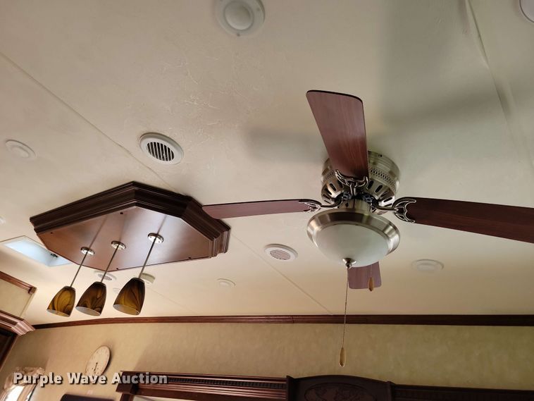 image for item EA2439 2013 Forest River Columbus camper