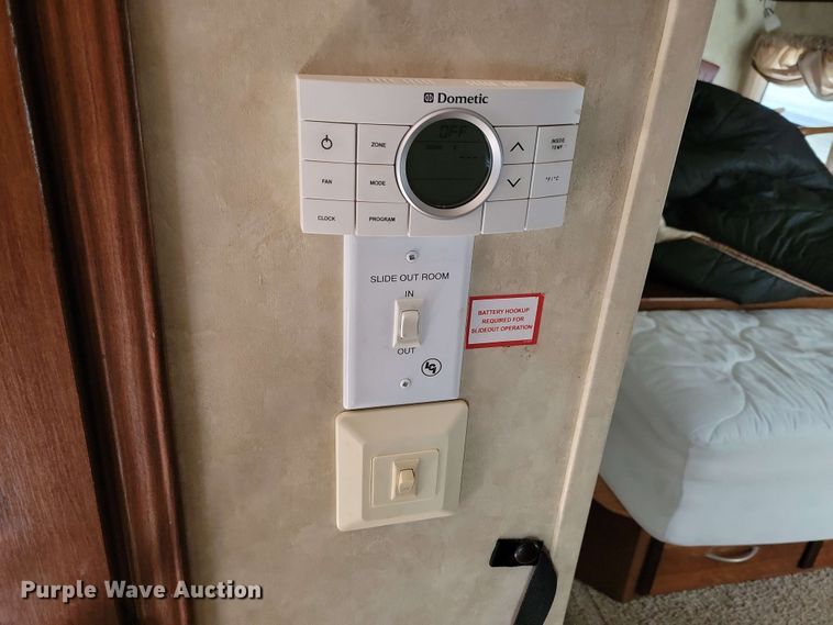 image for item EA2439 2013 Forest River Columbus camper