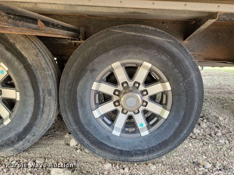 image for item EA2439 2013 Forest River Columbus camper