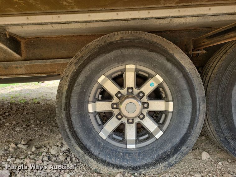 image for item EA2439 2013 Forest River Columbus camper