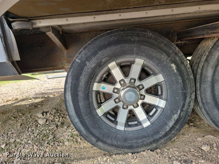 image for item EA2439 2013 Forest River Columbus camper