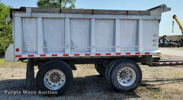 image for item EA2480 1994 Brady Truck Equip end dump pup trailer