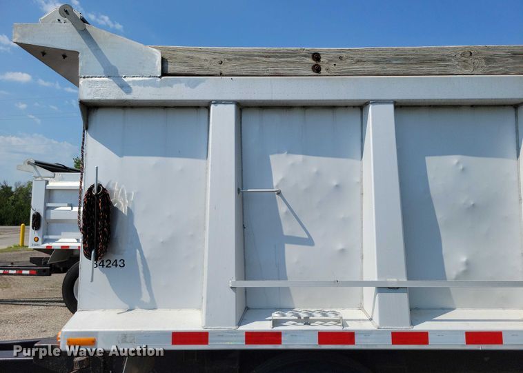 image for item EA2480 1994 Brady Truck Equip end dump pup trailer