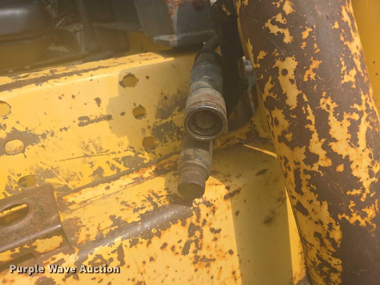 image for item EB0990 1998 Gehl 4625SX skid steer loader