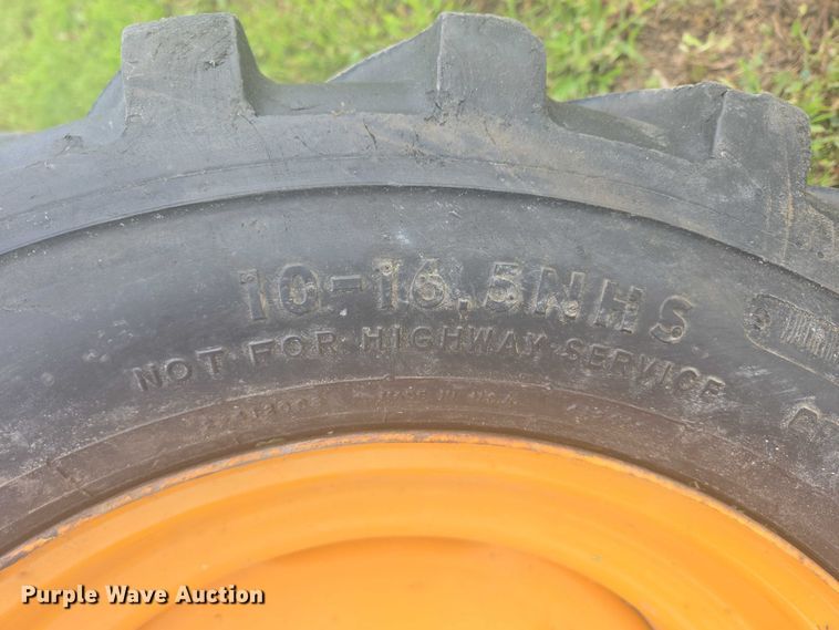 image for item EB0990 1998 Gehl 4625SX skid steer loader