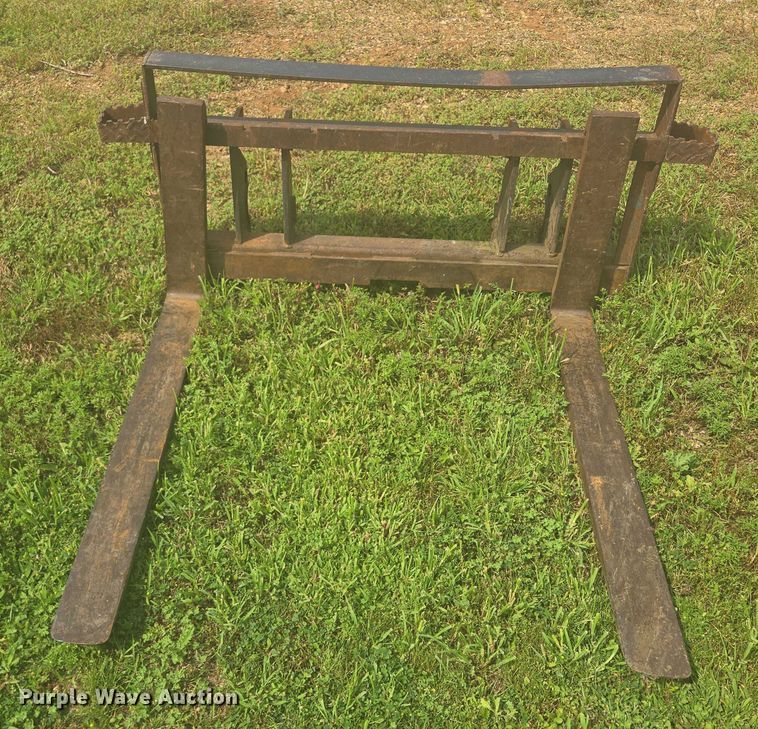 image for item EB0990 1998 Gehl 4625SX skid steer loader