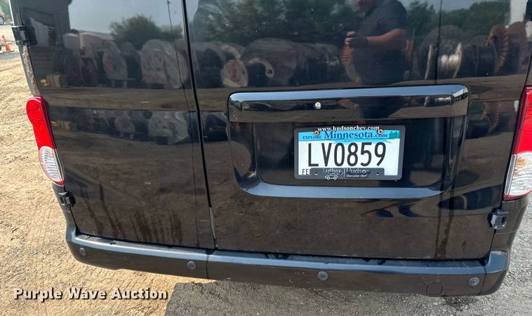 image for item EB2811 2017 Chevrolet City Express van