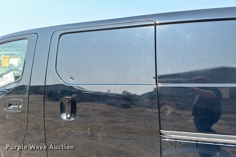 image for item EB2811 2017 Chevrolet City Express van