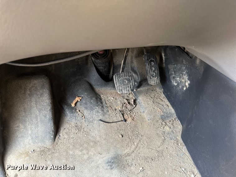 image for item EB2811 2017 Chevrolet City Express van