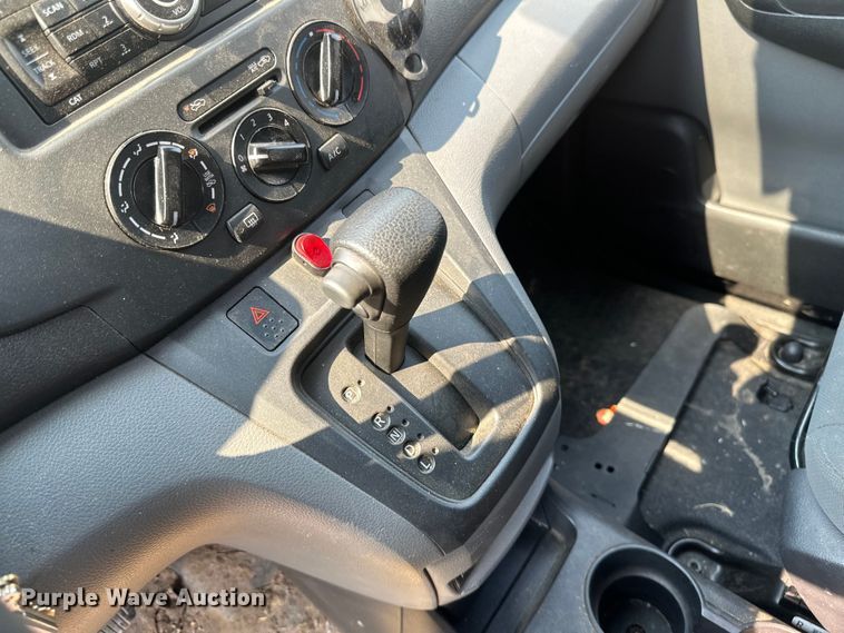 image for item EB2811 2017 Chevrolet City Express van