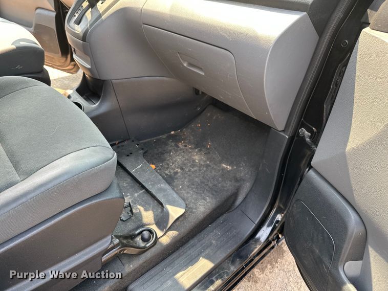 image for item EB2811 2017 Chevrolet City Express van