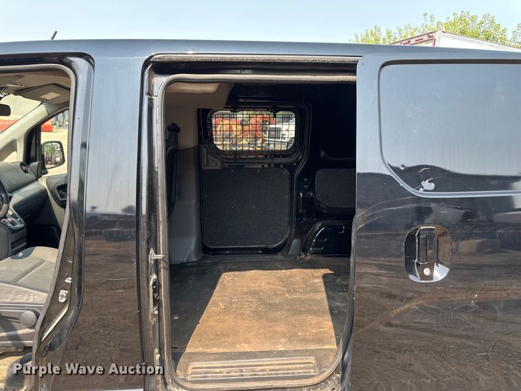 image for item EB2811 2017 Chevrolet City Express van