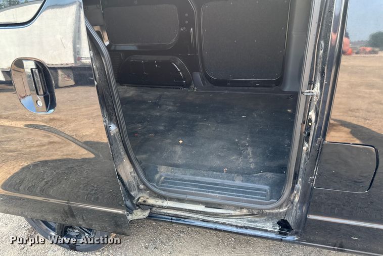 image for item EB2811 2017 Chevrolet City Express van