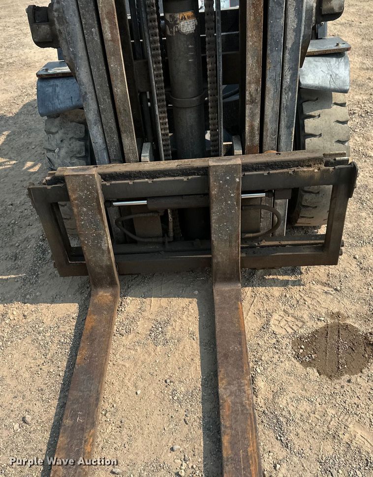 image for item EB2813 TCM FG20N5T forklift