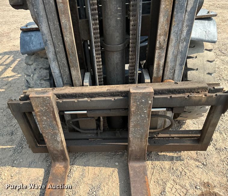 image for item EB2813 TCM FG20N5T forklift