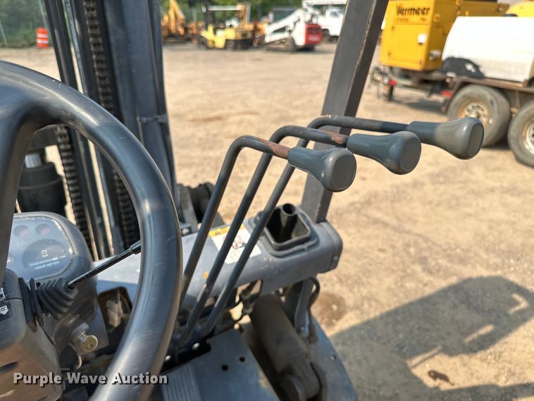 image for item EB2813 TCM FG20N5T forklift