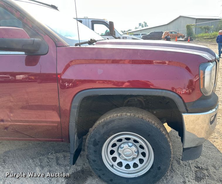 image for item EB2815 2016 GMC Sierra 1500 Double Cab pickup truck