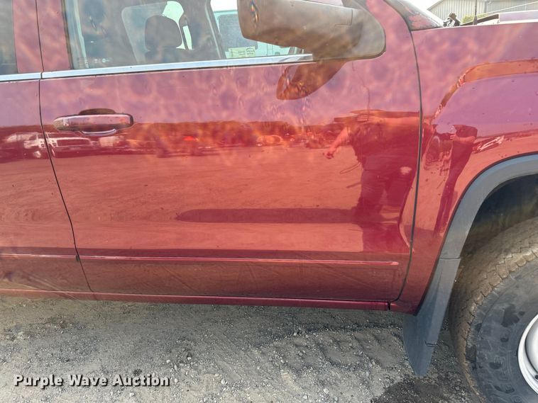 image for item EB2815 2016 GMC Sierra 1500 Double Cab pickup truck