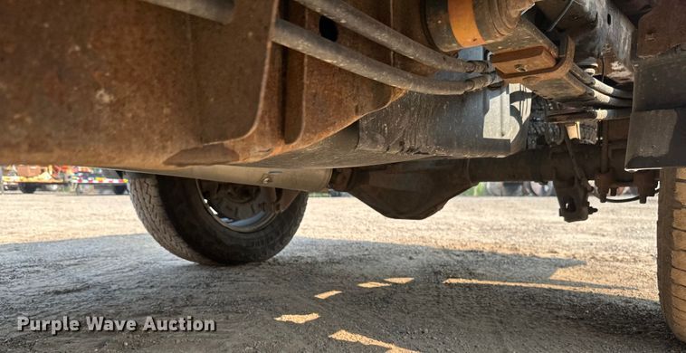 image for item EB2815 2016 GMC Sierra 1500 Double Cab pickup truck