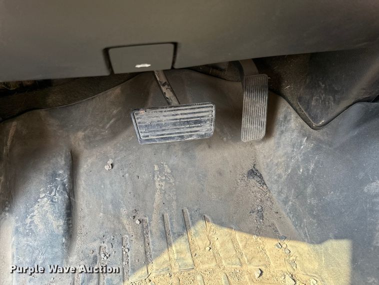 image for item EB2815 2016 GMC Sierra 1500 Double Cab pickup truck